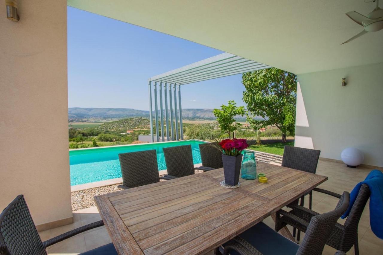 Villa Mona ,Heated Swimming Pool Mostar Exterior foto